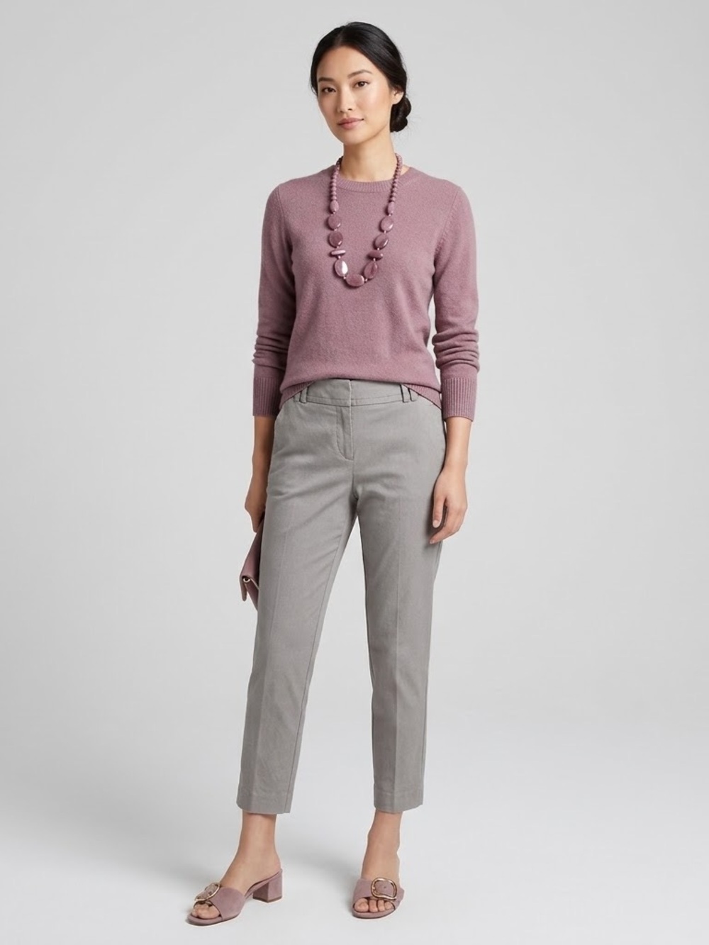 The Limited Cropped Straight Leg Pants in Light Gray Size 8